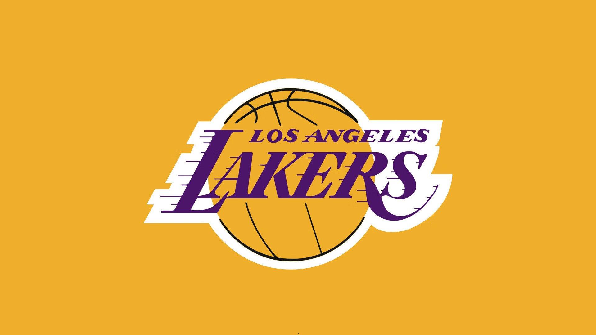 考辛斯转型教练席，坦普尔盛赞其成熟抉择开启生涯新篇章