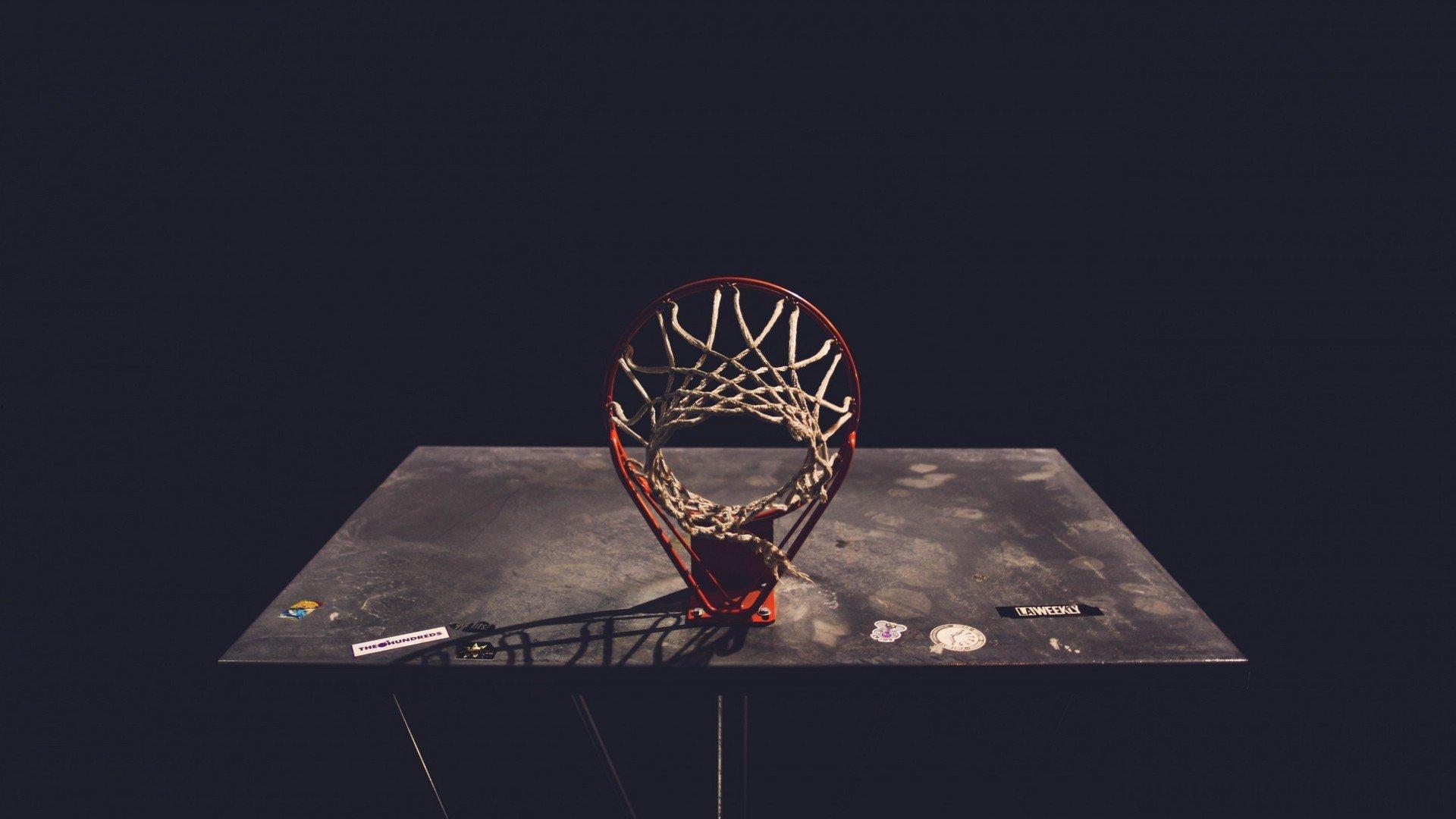 美国四将比拼底角三分 沃克2投全丢垫底！