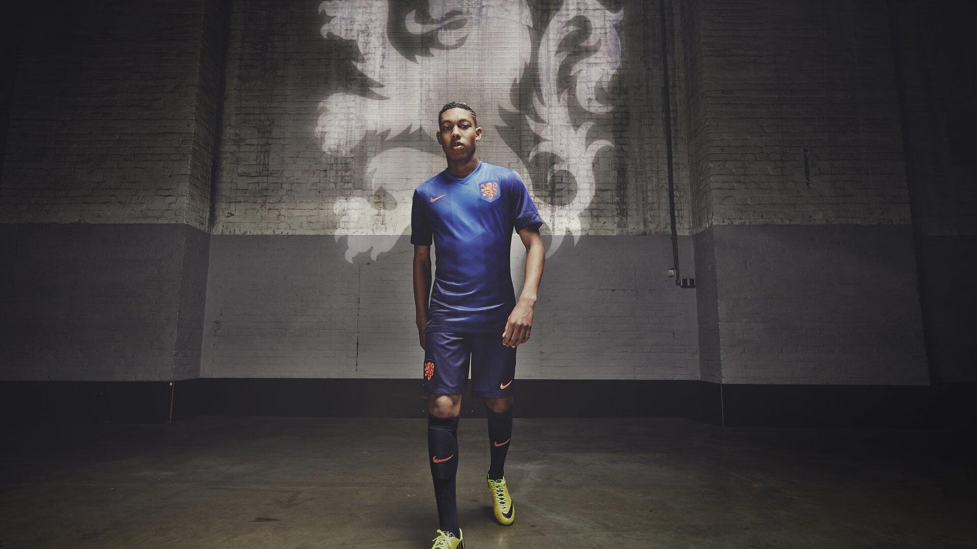 东部格局突变，三强同日折戟，篮网稳坐榜首宝座